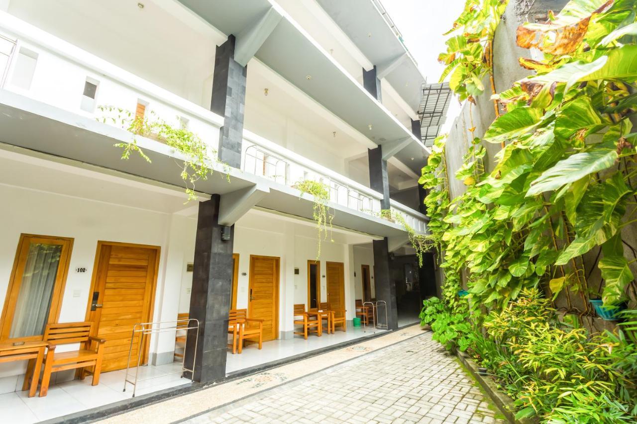 Oyo 2408 Bc Inn Mangsit Buitenkant foto